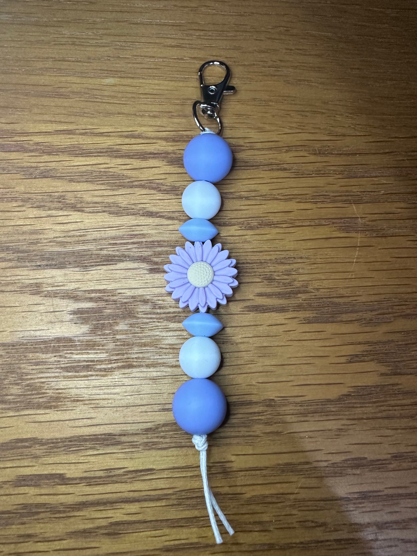 Purple White Daisy Keychain